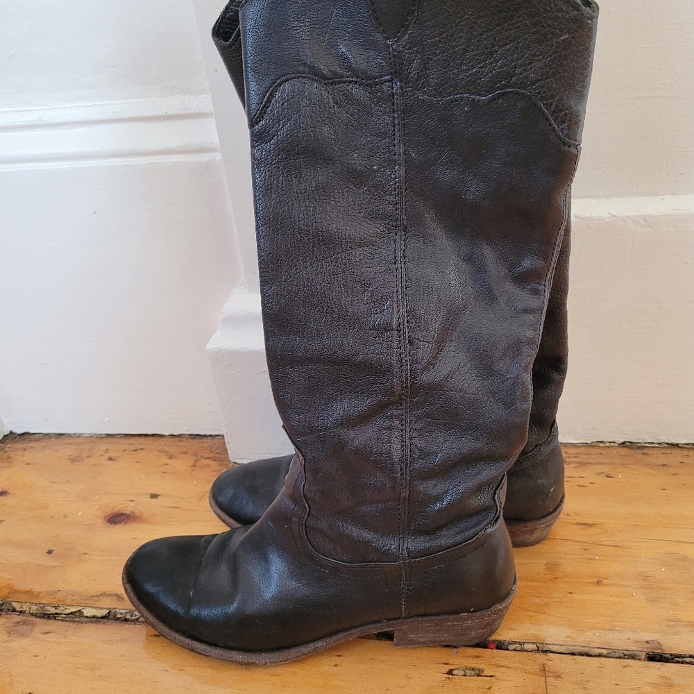 Frye Black Leather Heeled Boots